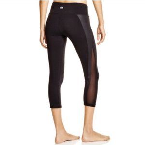 ALO Yoga Nova Mesh-Paneled Capri Leggings Black Size Small